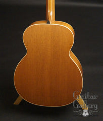 Lowden O22x guitar mahogany back