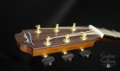 Lowden O22x guitar tuners