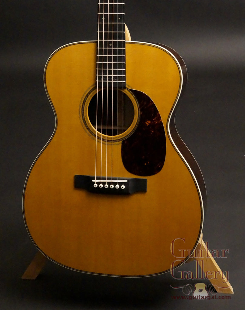 Martin 000-28EC guitar