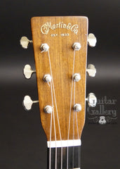 vintage Martin 000-21 guitar headstock