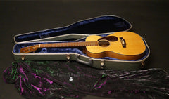 1944 Martin 0-18 guitar inside case