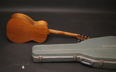 1944 Martin 0-18 guitar with case