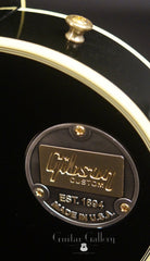 Gibson custom '68 Les Paul electric guitar badge