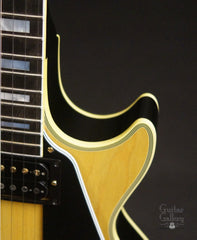 Gibson custom '68 Les Paul electric guitar