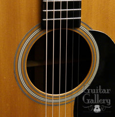 Martin D-28 rosette