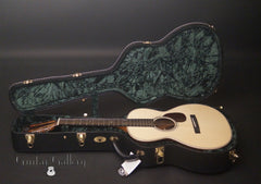 Froggy Bottom A-12 guitar inside case