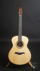 Alberico Madagascar rosewood OM guitar at Guitar Gallery