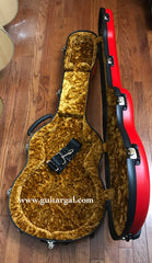 Calton Gibson Les Paul case inside