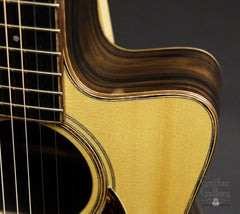 Brondel D-3c guitar cutaway