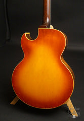 Gibson ES-175D archtop back
