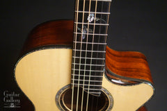 Everett Alienzo guitar abalone top trim