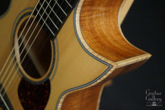 Froggy Bottom P12c dlx guitar upper bout