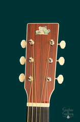 Froggy Bottom R14 dlx sunburst guitar headstock
