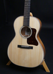 Froggy Bottom R Dlx guitar adirondack spruce top