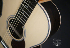 Froggy Bottom 50 Anniversary H12 guitar upper bout