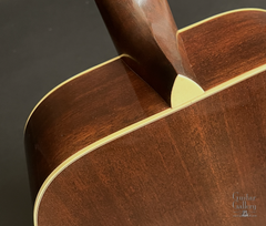 Greven Herringbone D guitar heel