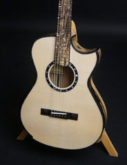 John Kinnaird 00c guitar Engelmann spruce top