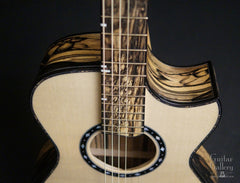 John Kinnaird 00c guitar detail