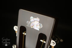 Froggy Bottom L-12 Parlor guitar logo