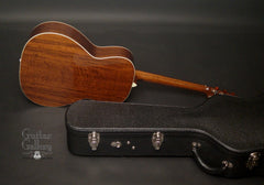 Bourgeois Custom L-DBO guitar case