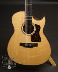 Langejans RGC-6 guitar with bearclaw spruce top