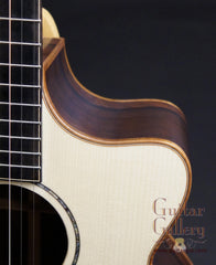 Lowden O35c with Venetian cutaway