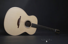 Lowden O35 Walnut guitar glam shot