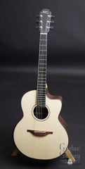 Lowden PB Signature model