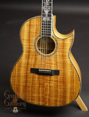 koa top on Larrivee Presentation guitar