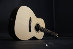 McKnight Fanned Fret guitar glam shot
