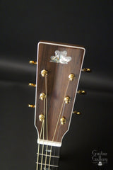 Froggy Bottom M Ltd Brazilian rosewood Twin guitar headstock