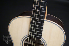 Froggy Bottom Guatemalan rosewood guitar