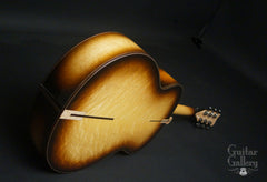 Pellerin Jumbo Guitar Birdseye Maple back & sides