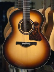 Pellerin Jumbo Guitar