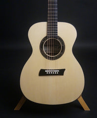 SeC 000 guitar Italian spruce top