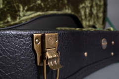 Original Case Company OM/000 guitar case brass hardware