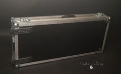 Sedgwick Harp guitar flight case