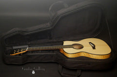 Serracini SD 00 guitar inside case