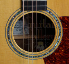 Taylor Guitar: Used Brazilian Rosewood 710 Brazilian