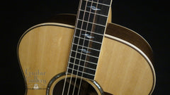 Taylor 812 guitar at Guitar Gallery