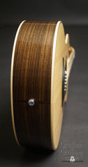 Taylor 812 guitar end