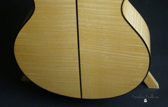 Traugott R cutaway guitar low back