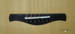 Traugott R cutaway guitar bridge
