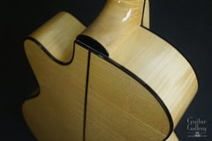 Traugott R cutaway guitar German Maple side