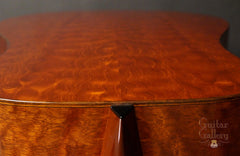 Thompson TMD guitar down quilted mahogany back