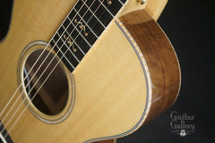 Taylor GCe 12-Fret Ltd Ed Guitar upper bout