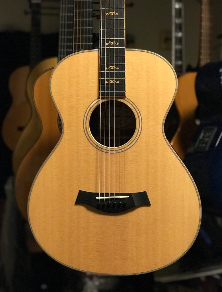 Taylor 2014 Ltd GCe Walnut guitar
