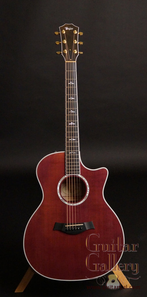 taylor 614ce tobacco sunburst Limited Edition With Quilt Maple And Desert The finest materials have been used in its sculpting Taylor 416ce LTD Maple 3-pc