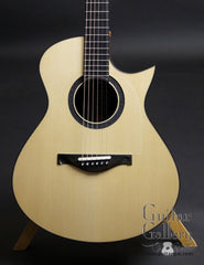 Tom Sands guitar