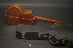 Wingert model E guitar with case